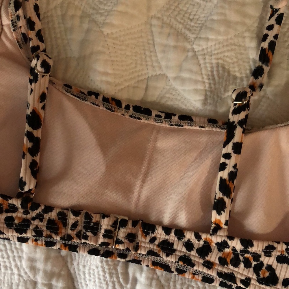 Leopard Ribbed Bikini Top - Picture 5 of 6